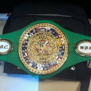 Meet your Posher, Perry